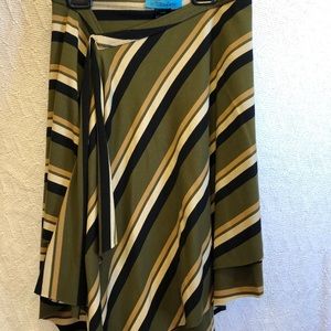 3/$25 - Tiffany Alana tiered hi low skirt